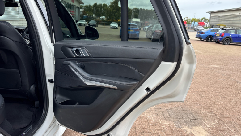 BMW X5 xDrive30d MHT M Sport 5dr Auto Diesel Estate